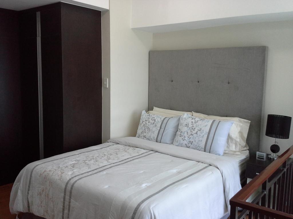 Eton Parkview Apartment Makati City Luaran gambar