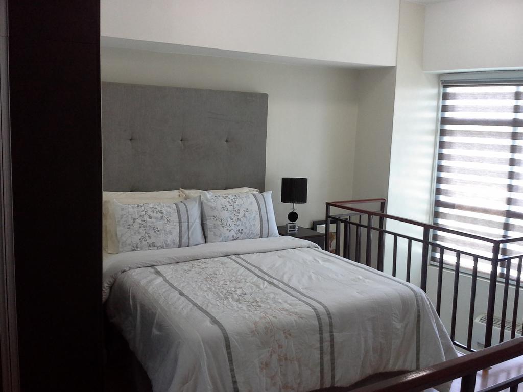 Eton Parkview Apartment Makati City Luaran gambar