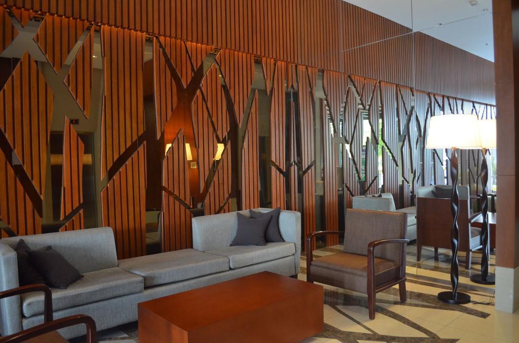 Eton Parkview Apartment Makati City Luaran gambar